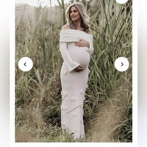 Momyknows White Off Shoulder 3D Flowers Knitting